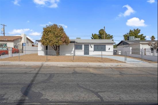 2028 Hassell Avenue, North Las Vegas NV 89032