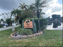 6 Hackney Ln Unit A26, Naples FL 34112