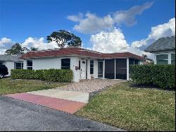 6 Hackney Ln Unit A26, Naples FL 34112