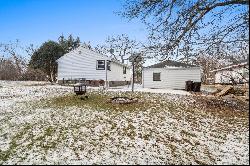 223 Briarwood Drive, Crystal Lake IL 60014