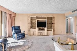 205 E Harmon Avenue Unit 707, Las Vegas NV 89169