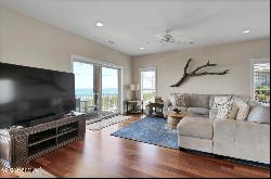 98 Oleander Court, Surf City NC 28445