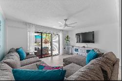 8522 Gulf Boulevard Unit 3, Navarre FL 32566