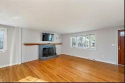 209 Castlewood Circle, Barnstable MA 02601