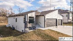 909 S Lakeview Way, Ashland NE 68003