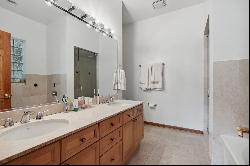 634 W Schubert Avenue #1, Chicago IL 60614