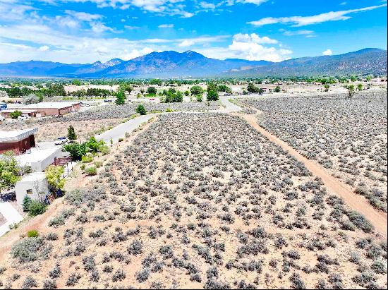 Paseo del Canon East, Taos NM 87571