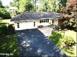 18 Patroon Place, Loudonville NY 12211