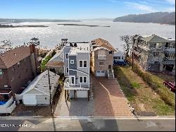 33 Normandie Place, Sea Bright NJ 07760