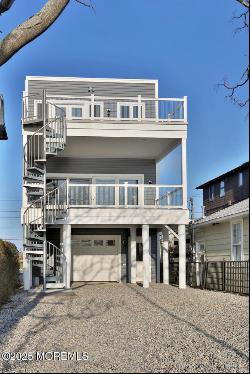 33 Normandie Place, Sea Bright NJ 07760