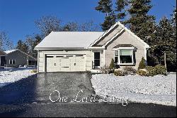 9 Castle Court, Kingston NH 03848