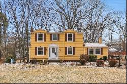 1136 Peck Lane, Cheshire CT 06410