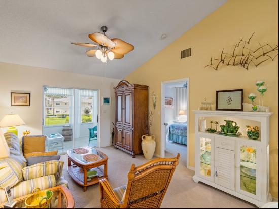 375 N Grove Isle Circle Unit 375, Vero Beach FL 32962