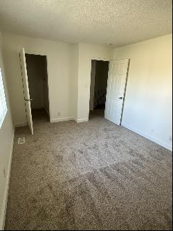 486 W Alamos Avenue Unit 3, Clovis CA 93612