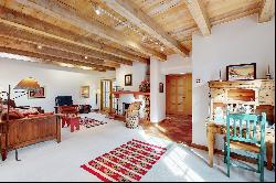 957 Los Lovatos Road, Santa Fe NM 87501