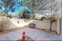 957 Los Lovatos Road, Santa Fe NM 87501