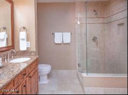 63 Avondale Lane Unit 138-Week 2, Beaver Creek CO 81620