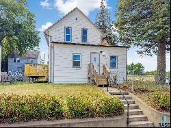 951 W 8th St, Sioux Falls SD 57104