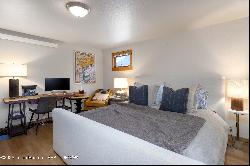 282 E Pearl Avenue, Jackson WY 83001