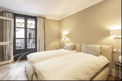 Luxury renovated apartment in the old town