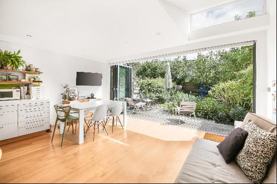 Stunning four bedroom house to rent in Montrose Avenue, Queens Park NW6.