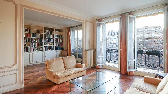 Apartment for sale in Paris, France