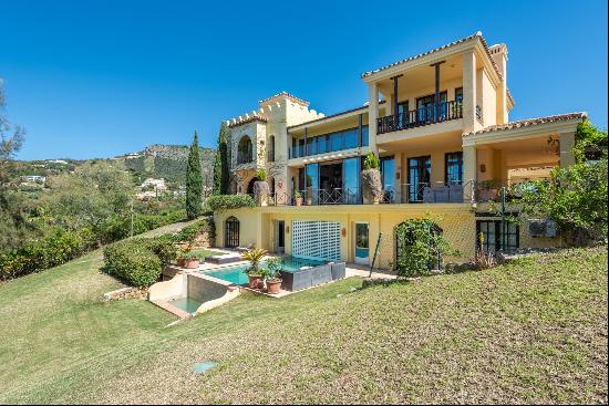 A magnificent Alhambra-style villa with spectacular views.