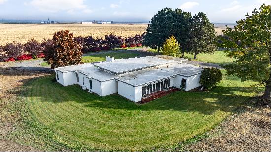 Indoor Pool and Pastoral Views!