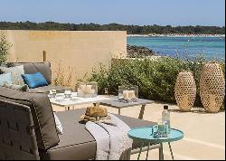 Seafront apartment in Colonia de Sant Jordi for rent