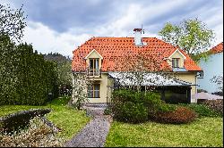 Family house with garden, Prague 6 - Nebusice ID: 0951