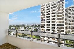 600 Three Islands Blvd,Hallandale Beach, FL, 33009