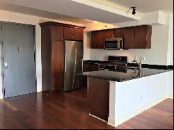 	Lovely 1 bedroom, 1 bath apartment with views of the Hudson River, Assigned Par