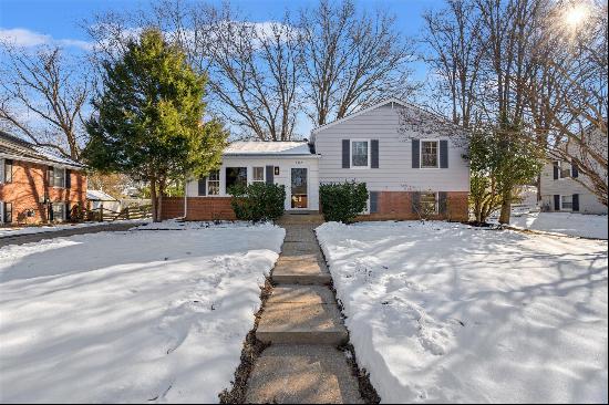 8405 Crossley Place,Alexandria, VA, 22308