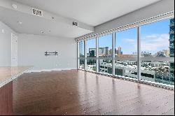 Amazing Corner Unit with 270-Degree Strip and Mountain Views!