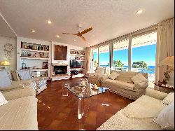 Elegant Mid-Century chalet with views of the Mediterranean.