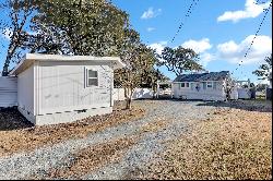 216 Little Kinston Road, Surf City, NC 28445