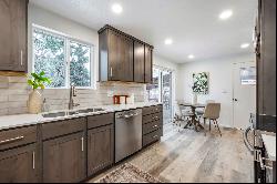 Meticulously Rennovated 4 bedroom Home in Layton