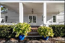 Elegant Hideaway In Coveted Community With Easy Access To 30A