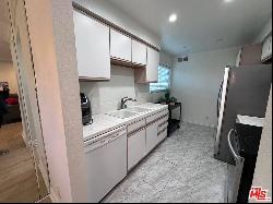 4724 Park Granada Unit 217