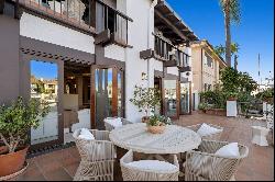 47 Linda Isle, Newport Beach, CA 92660