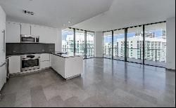 68 Se 6th St,Miami, FL, 33131