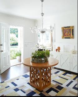 Stunning Designer's Home, Southampton Village South