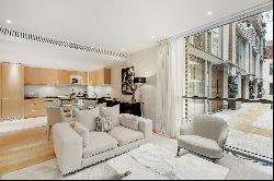 Two-bedroom pied de terre in Knightsbridge