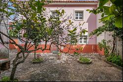 Semi-detached house, 5 bedrooms, for Sale