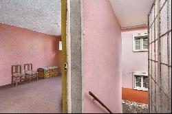 Semi-detached house, 5 bedrooms, for Sale