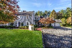 5 Towl Gate Lane, Syosset, NY 11791