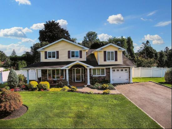 3 Candy Lane, Commack, NY, 11725, USA