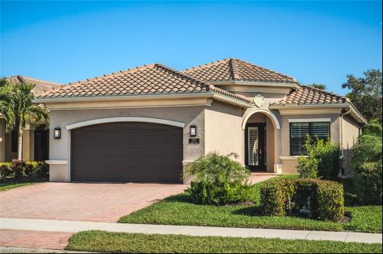 13670 MANDARIN CIR, Naples, FL, 34109, USA