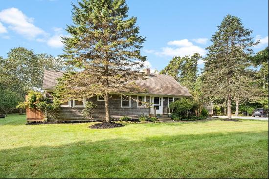 49 Oak Lane, West Tisbury, MA, 02575, USA