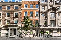 Exquisite Georgian apartments in the heart of Mayfair